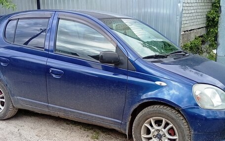 Toyota Yaris I рестайлинг, 1999 год, 350 000 рублей, 2 фотография