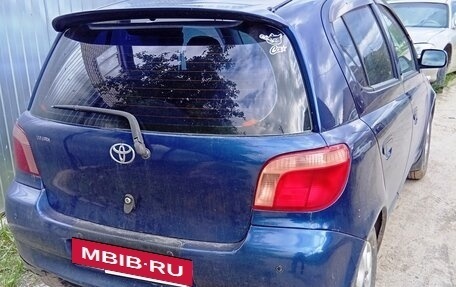 Toyota Yaris I рестайлинг, 1999 год, 350 000 рублей, 3 фотография