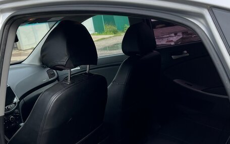 Hyundai Solaris II рестайлинг, 2013 год, 675 000 рублей, 3 фотография
