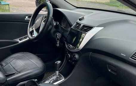 Hyundai Solaris II рестайлинг, 2013 год, 675 000 рублей, 6 фотография