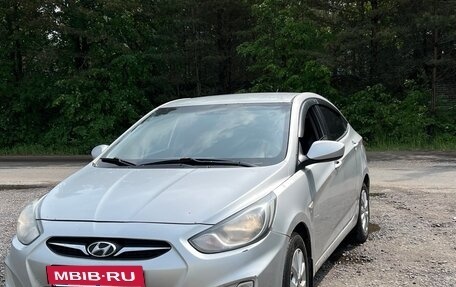 Hyundai Solaris II рестайлинг, 2013 год, 675 000 рублей, 9 фотография