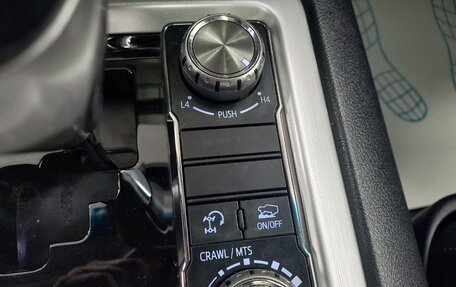 Toyota Land Cruiser 200, 2018 год, 7 300 000 рублей, 13 фотография