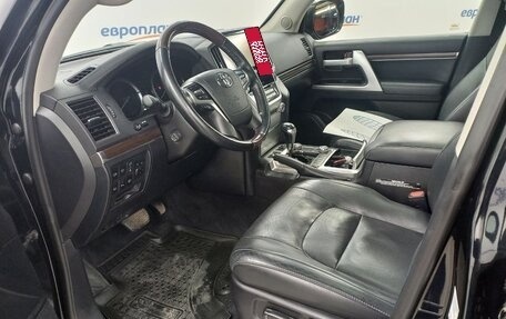 Toyota Land Cruiser 200, 2018 год, 7 300 000 рублей, 11 фотография