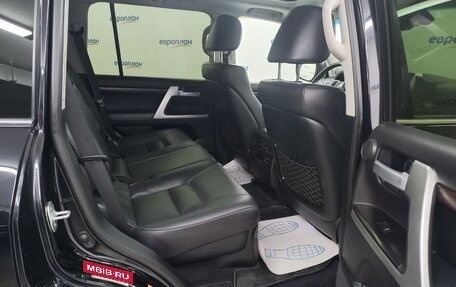 Toyota Land Cruiser 200, 2018 год, 7 300 000 рублей, 19 фотография