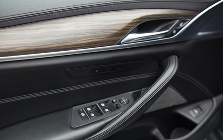 BMW 5 серия, 2018 год, 5 490 000 рублей, 36 фотография