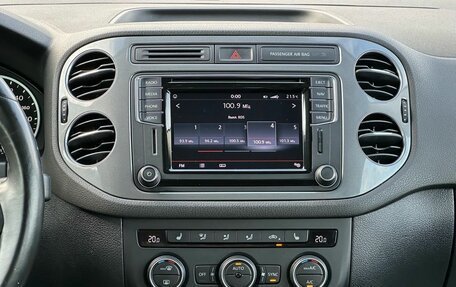 Volkswagen Tiguan I, 2015 год, 1 749 000 рублей, 25 фотография