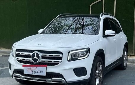 Mercedes-Benz GLB, 2022 год, 2 430 000 рублей, 2 фотография