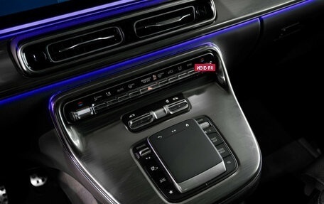 Mercedes-Benz V-Класс, 2024 год, 14 690 000 рублей, 31 фотография