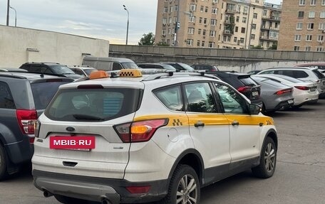 Ford Kuga III, 2019 год, 1 200 000 рублей, 4 фотография