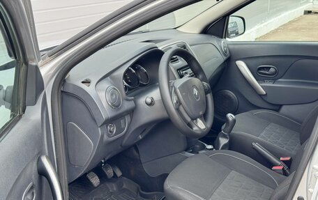 Renault Sandero II рестайлинг, 2017 год, 850 000 рублей, 13 фотография