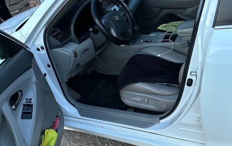 Toyota Camry, 2008 год, 530 000 рублей, 4 фотография
