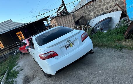 Toyota Camry, 2008 год, 530 000 рублей, 2 фотография