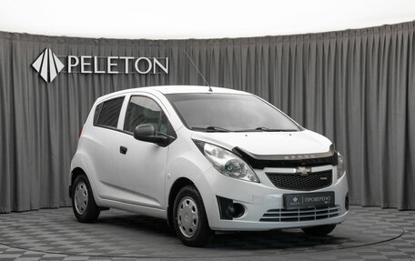 Chevrolet Spark III, 2012 год, 650 000 рублей, 2 фотография
