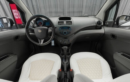 Chevrolet Spark III, 2012 год, 650 000 рублей, 10 фотография