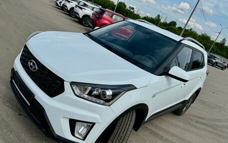 Hyundai Creta I рестайлинг, 2020 год, 2 300 000 рублей, 2 фотография