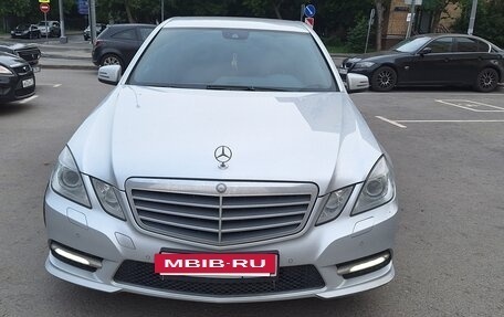 Mercedes-Benz E-Класс, 2012 год, 1 700 000 рублей, 5 фотография