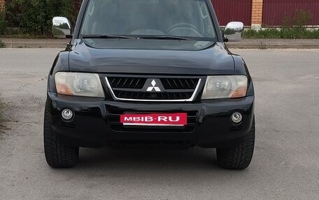 Mitsubishi Pajero III рестайлинг, 2004 год, 1 100 000 рублей, 3 фотография
