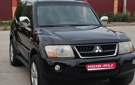 Mitsubishi Pajero III рестайлинг, 2004 год, 1 100 000 рублей, 4 фотография