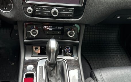 Volkswagen Touareg III, 2017 год, 5 000 000 рублей, 2 фотография