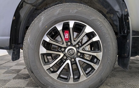Toyota Land Cruiser Prado 150 рестайлинг 2, 2014 год, 2 950 000 рублей, 12 фотография