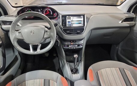 Peugeot 208 II, 2013 год, 620 000 рублей, 8 фотография