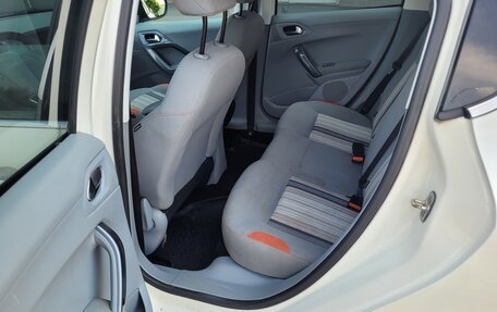 Peugeot 208 II, 2013 год, 620 000 рублей, 11 фотография