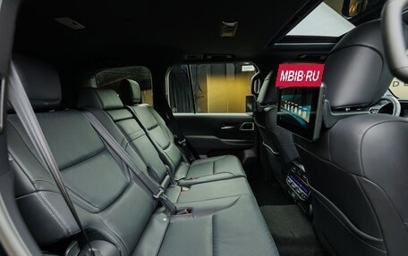 Toyota Land Cruiser, 2024 год, 12 100 000 рублей, 34 фотография