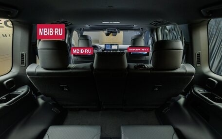 Toyota Land Cruiser, 2024 год, 12 100 000 рублей, 33 фотография