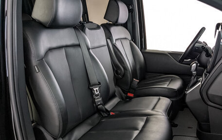 Hyundai Staria, 2021 год, 5 190 000 рублей, 24 фотография