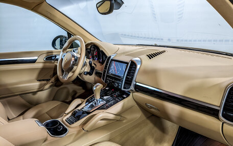 Porsche Cayenne III, 2014 год, 2 999 000 рублей, 11 фотография