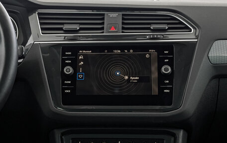 Volkswagen Tiguan II, 2021 год, 3 050 000 рублей, 17 фотография