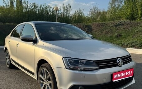 Volkswagen Jetta VI, 2012 год, 800 000 рублей, 1 фотография