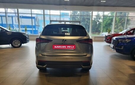 Lexus NX I, 2018 год, 3 100 000 рублей, 6 фотография