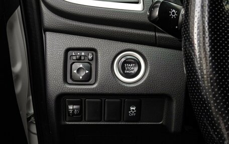 Mitsubishi Pajero Sport III рестайлинг, 2019 год, 3 050 000 рублей, 16 фотография