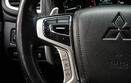 Mitsubishi Pajero Sport III рестайлинг, 2019 год, 3 050 000 рублей, 15 фотография