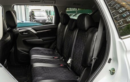 Mitsubishi Pajero Sport III рестайлинг, 2019 год, 3 050 000 рублей, 9 фотография