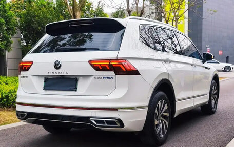 Volkswagen Tiguan II, 2023 год, 2 899 055 рублей, 4 фотография