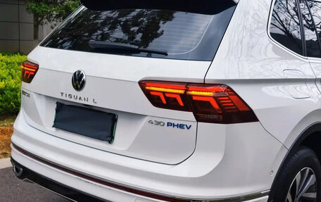 Volkswagen Tiguan II, 2023 год, 2 899 055 рублей, 8 фотография