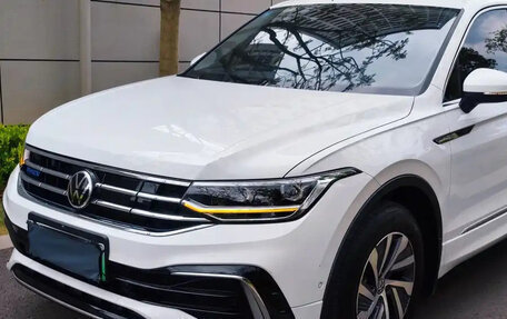 Volkswagen Tiguan II, 2023 год, 2 899 055 рублей, 7 фотография