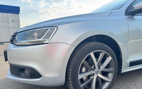 Volkswagen Jetta VI, 2012 год, 800 000 рублей, 16 фотография