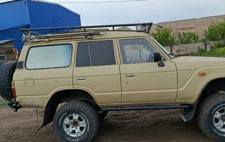 Toyota Land Cruiser 70, 1989 год, 1 100 000 рублей, 8 фотография