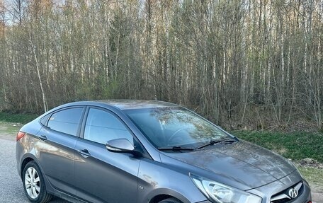 Hyundai Solaris II рестайлинг, 2012 год, 710 000 рублей, 6 фотография