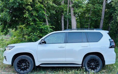 Toyota Land Cruiser Prado 150 рестайлинг 2, 2020 год, 6 890 000 рублей, 7 фотография