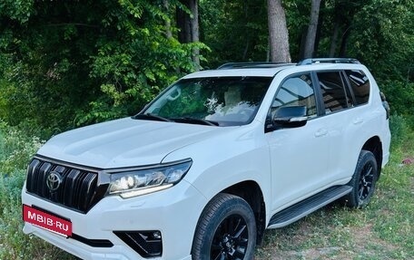 Toyota Land Cruiser Prado 150 рестайлинг 2, 2020 год, 6 890 000 рублей, 8 фотография