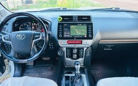 Toyota Land Cruiser Prado 150 рестайлинг 2, 2020 год, 6 890 000 рублей, 12 фотография