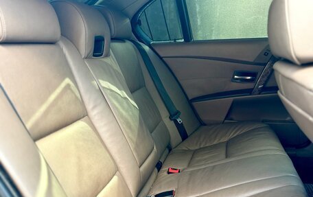 BMW 5 серия, 2005 год, 980 000 рублей, 13 фотография