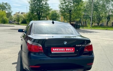BMW 5 серия, 2005 год, 980 000 рублей, 6 фотография
