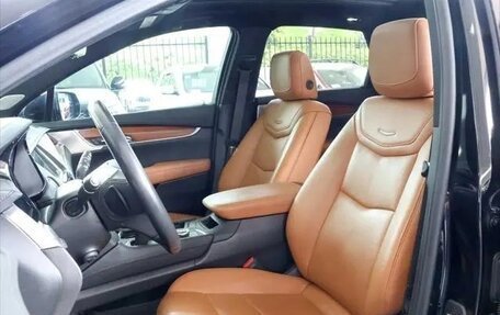 Cadillac XT5 I рестайлинг, 2022 год, 4 480 000 рублей, 8 фотография