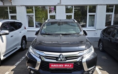 Mitsubishi Pajero Sport III рестайлинг, 2018 год, 4 500 000 рублей, 1 фотография