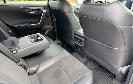 Toyota RAV4, 2022 год, 3 368 000 рублей, 10 фотография